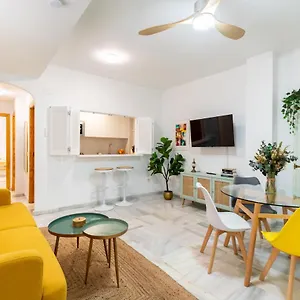 Con Garaje, Centro De Apartment